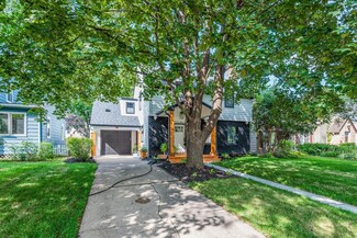 1433 Hoyt Ave W, Saint Paul, MN 55108