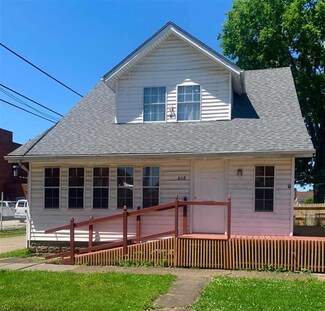 808 11th St W, Huntington, WV 25704