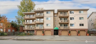 12035 32nd Ave NE Unit 101, Seattle, WA 98125