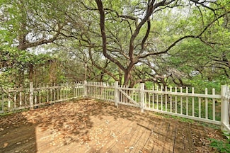 1815 River Crossing Cir Unit A, Austin, TX 78741