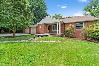792 Miner Rd, Cleveland, OH 44143