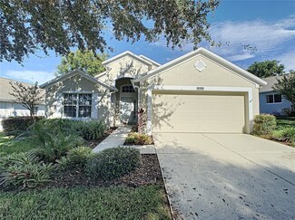 3923 Eversholt St, Clermont, FL 34711