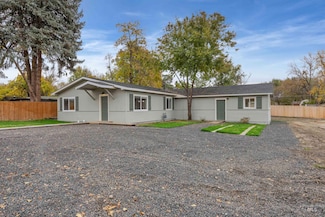 10331 W Utahna St, Garden City, ID 83714