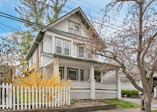 133 W Central Ave, Delaware, OH 43015