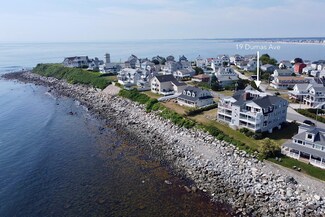 19 Dumas Ave Unit 1, Hampton, NH 03842