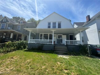 2048 W 100th St, Cleveland, OH 44102