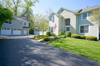 1430 E 82nd St, Indianapolis, IN 46240