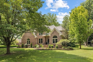 7075 Willowick Dr, Brentwood, TN 37027