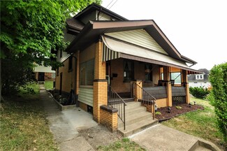 222 N McDonald St, Mc Donald, PA 15057