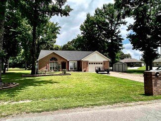 915 Shannon St, Bald Knob, AR 72010
