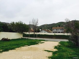 14656 Canyon Crest Dr, Fontana, CA 92337