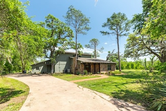 3328 County Road 245, Brazoria, TX 77422