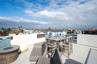 16775 15th St Unit B, Sunset Beach, CA 90742