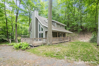 534 N Lighthouse Dr, Mears, MI 49436