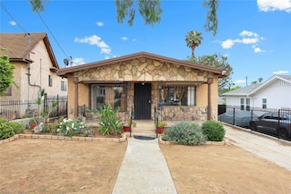 956 Marietta St, Los Angeles, CA 90023