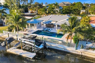 230 1st St, Bonita Springs, FL 34134