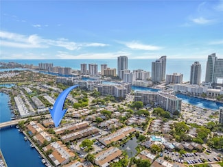 2627 S Parkview Dr, Hallandale Beach, FL 33009