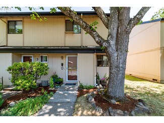 1557 Fetters Loop, Eugene, OR 97402