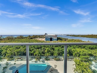 100 Bayview Dr Unit 1025, Sunny Isles Beach, FL 33160