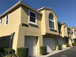 27506 Hazelhurst St Unit 2, Murrieta, CA 92562