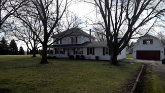 17130 Darling Rd, Woodburn, IN 46797