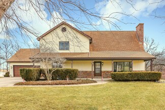 4392 E 2940th Rd, Sheridan, IL 60551