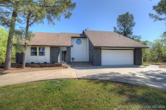 196 N Ridge Ave, Sand Springs, OK 74063