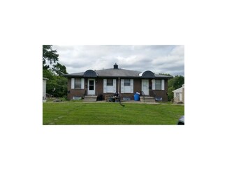 11531 E Lexington Ave Unit A, Sugar Creek, MO 64054