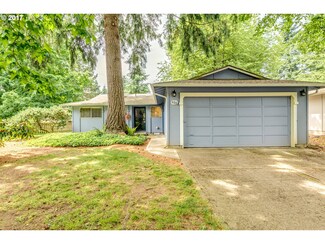 608 NE Pinebrook Ave, Vancouver, WA 98684