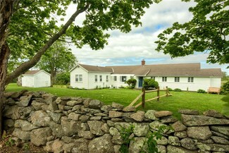 71 Warren's Point Rd, Little Compton, RI 02837