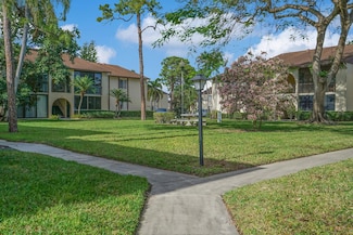 339 Knotty Pine Cir Unit C-1, Greenacres, FL 33463