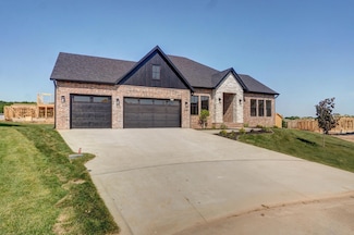 5087 E Ferdinand Ct, Springfield, MO 65802