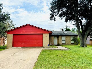 6814 Loch Langham Dr, Houston, TX 77084
