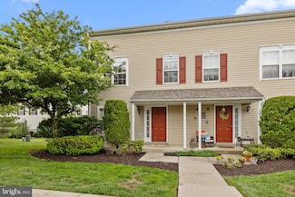 115 Goldfinch Ct Unit 237, Warrington, PA 18976