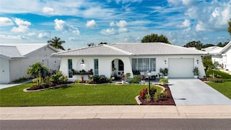 3906 Chinaberry Rd, Bradenton, FL 34208