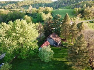 549 Mount Carmel Ridge Rd, Aleppo, PA 15310