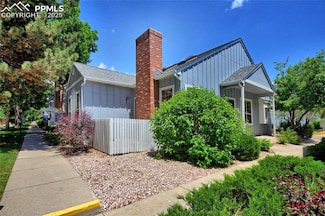 6872 Los Reyes Cir, Colorado Springs, CO 80918