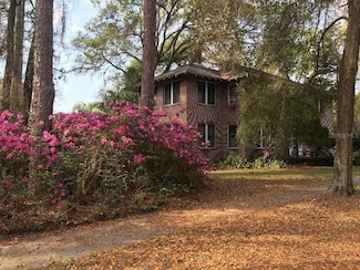 635 NE 9th Ave, Gainesville, FL 32601