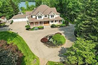 55 Kinsley Grove, Pearl River, NY 10965