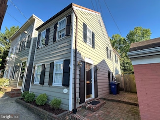 310 Gibbon St, Alexandria, VA 22314