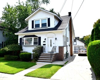 22 Prescott Ave, Staten Island, NY 10306