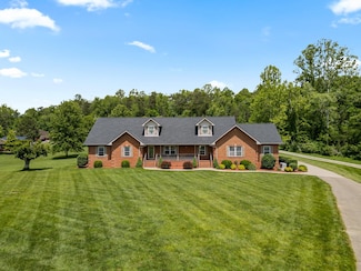 1 Dorothy Ln, Milton, WV 25541