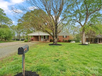 647 Summerow Rd, Stanley, NC 28164