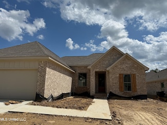 409 Butternut Dr, Canton, MS 39046