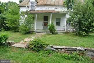 106 Old Chapel Ave, Boyce, VA 22620