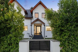 33 Highland Ave, Burlingame, CA 94010