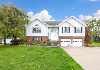 1496 Parkridge Dr, Springfield, OH 45506