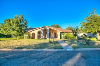 2714 Alta Vista Ln, San Angelo, TX 76904