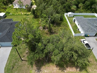 18367 Buttercup Ave, Port Charlotte, FL 33954