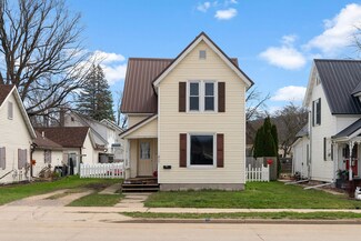427 S Main St, Richland Center, WI 53581